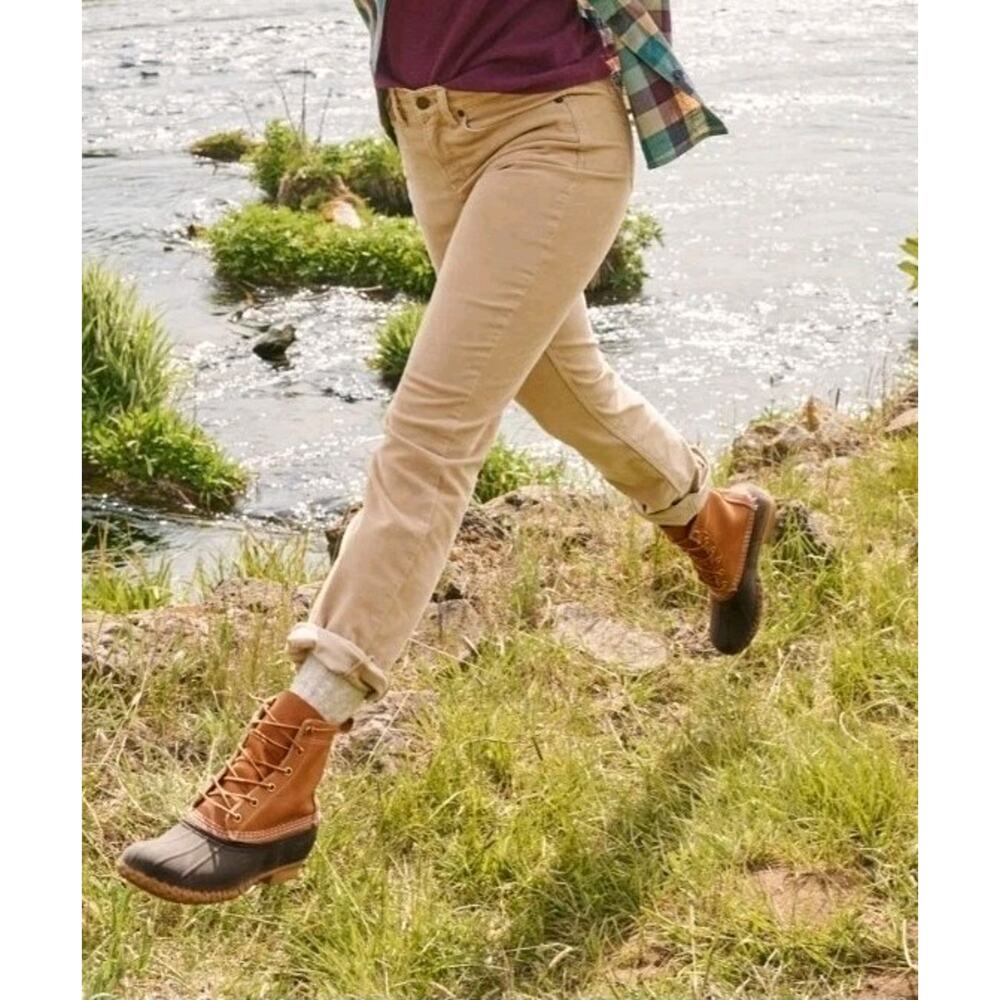 L.L. Bean Favorite Fit Corduroy Pants Casco Cords Straight Leg Tan/Khaki | 8 EUC